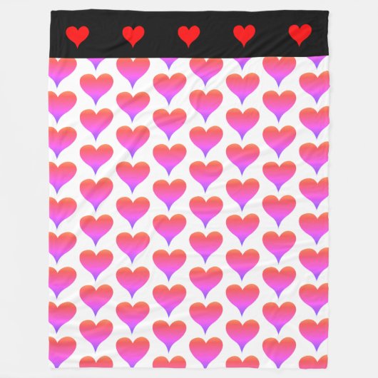 Black White Pink Purple Red Hearts Pattern Fleecedecke (Vorderseite)