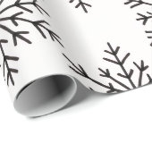 Black & White Snowflake Pattern Wrapping Paper Geschenkpapier (Rolleneckpunkt)