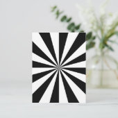 Black & White Star Burst Postkarte (Stehend Vorderseite)