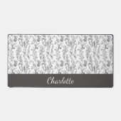 Black White Toile Floral Custom Name Schreibtischunterlage (Vorderseite)