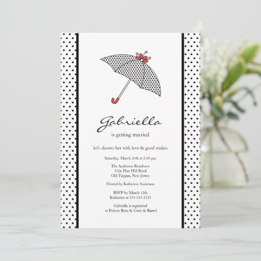 Black & White Umbrella Bridal Dusche Einladung (Stehend Vorderseite)