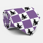 Black Witches Purple & White Checkered Krawatte (Gerollt)