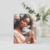 Black Woman Smiling With Cute Bunny Floral  Postkarte (Stehend Vorderseite)