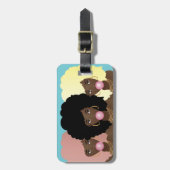 Black Women Friends, Bubblegum, Naturhaar, Blau Gepäckanhänger (Vorderseite vertikal)