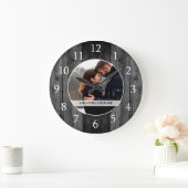 Black Wood Wedding Jubiläum Custom Foto Große Wanduhr (Zuhause)