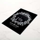 Black Wreath Elegantes Foto & QR Save the Date Folieneinladung (Gedreht)