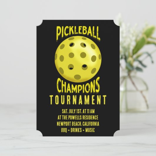 Black Yellow Pickleball Turnier Einladung (Stehend Vorderseite)