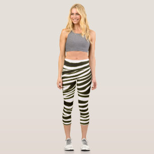BLACK ZEBRA PATTERN CAPRI LEGGINGS