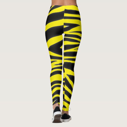 BLACK ZEBRA PATTERN LEGGINGS (Rückseite)
