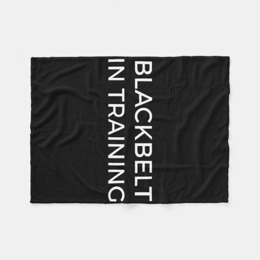Blackbelt in Training Martial Arts Karate Fleecedecke (Vorderseite (Horizontal))