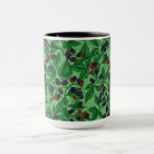 Blackberries on green tasse (Zentrum)