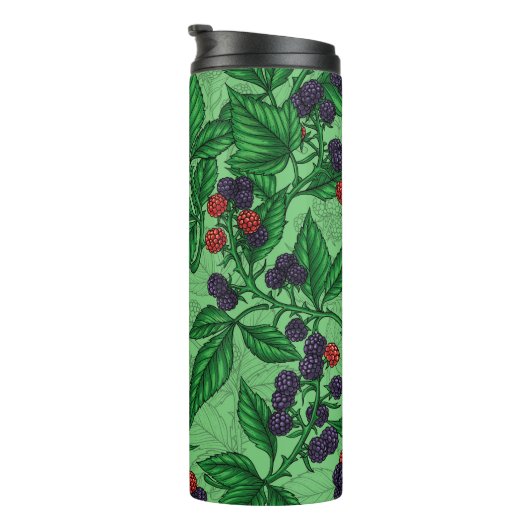 BlackBerry auf grün Thermosbecher (Nach rechts gedreht)