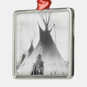 Blackfoot tapferes, nahe Calgary, Alberta, 1889 Ornament Aus Metall (Links)