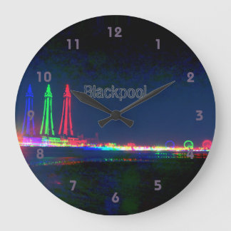 Blackpool Beach Lights bei Nacht, Große Wanduhr