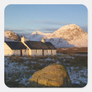 Blackrock Cottage, Glencoe, Highlands, Schottland  Quadratischer Aufkleber