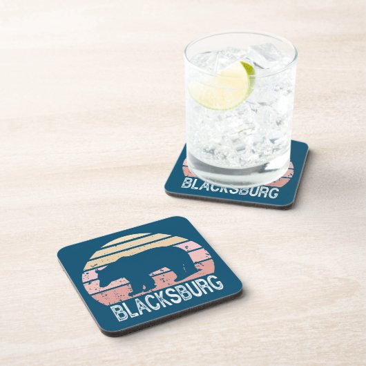 Blacksburg Virginia Retro Bear Getränkeuntersetzer (Rechte Seite)
