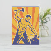 Blacksmith Hammering Retro Strongman Labour Einladung (Stehend Vorderseite)
