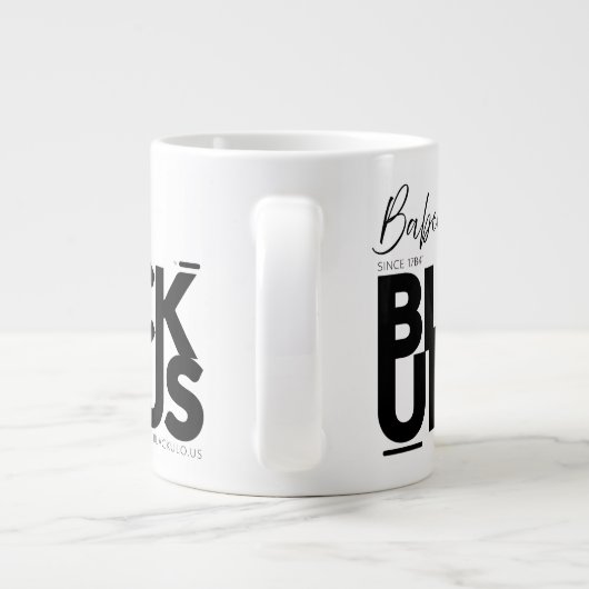 BLACKULO.US™ "Babee I'm.." - Gründer Flex 🔥 Jumbo-Tasse (Rückseite)