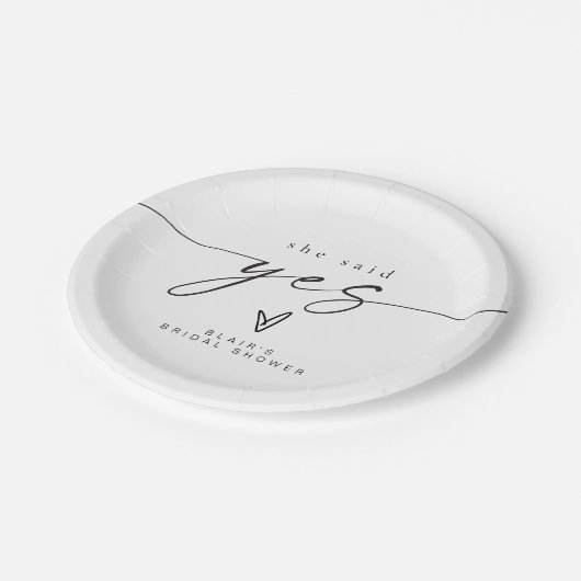 BLAIR Minimalistisch Boho Sie sagte Ja Brautparty Pappteller (Schrägansicht)