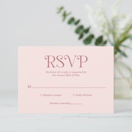 Blaire Blush Pink Moderne Hochzeit RSVP Karte (Stehend Vorderseite)