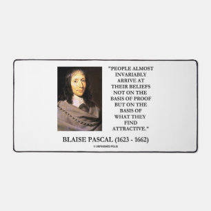 Blaise Pascal kommt auf der Grundlage von Überzeug Schreibtischunterlage