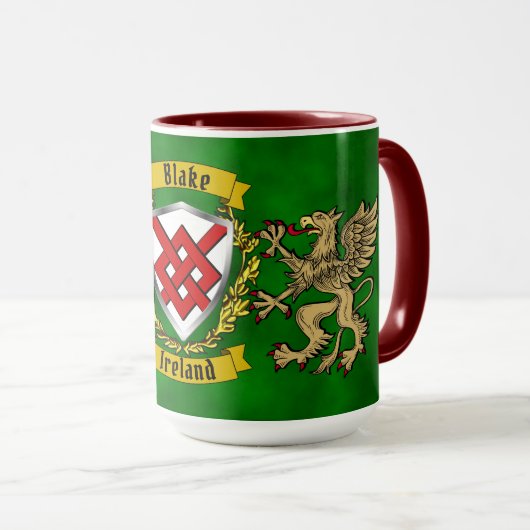 Blake Irish Shield & Griffins Personalisiert Tasse (VorderseiteRechts)