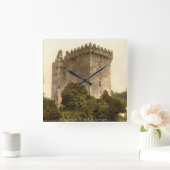 Blarney Castle clock, Co. Cork, Irland. Quadratische Wanduhr (Zuhause)