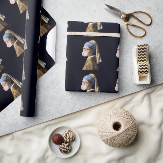 Blase Gum Diva mit Perlenohrring Geschenkpapier (Kunsthandwerk)