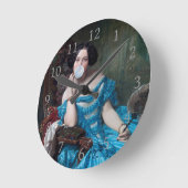 Blase Gummi Diva in blauem Satin Runde Wanduhr (Winkel)