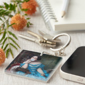 Blase Gummi Diva in blauem Satin Schlüsselanhänger (Vorderseite rechts)