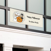 Blase im nächtlichen Halloween Banner (Äußeres Gebäude)
