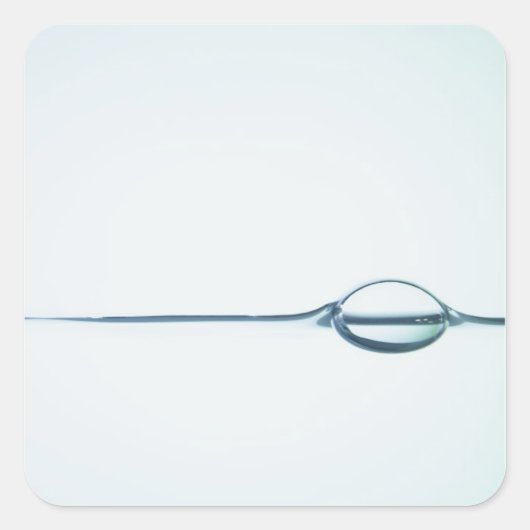 Blasen auf der Wasseroberfläche Quadratischer Aufkleber (Vorderseite)