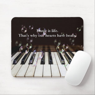 Blasen auf Klaviertastatur mit Quote Paperweight Mousepad