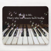 Blasen auf Klaviertastatur mit Quote Paperweight Mousepad (Vorne)