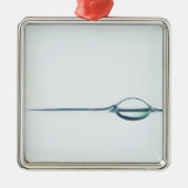 Blasen auf Wasser-Oberfläche Ornament Aus Metall (Vorne)