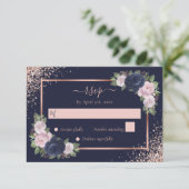 Bläsernavy Blush Pink Rose Gold Hochzeit RSVP Karte (Stehend Vorderseite)