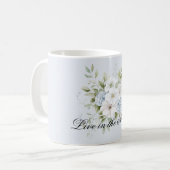 Blass Himmelblau Weiße Blüten Kaffeetasse (Vorderseite Links)