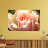 Blass Peach Rosen Wrapped Canvas Leinwanddruck (Insitu (Wohnzimmer))