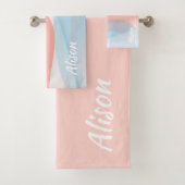 Blass rosa blauer abstrakter Name Badhandtuch Set (Insitu)