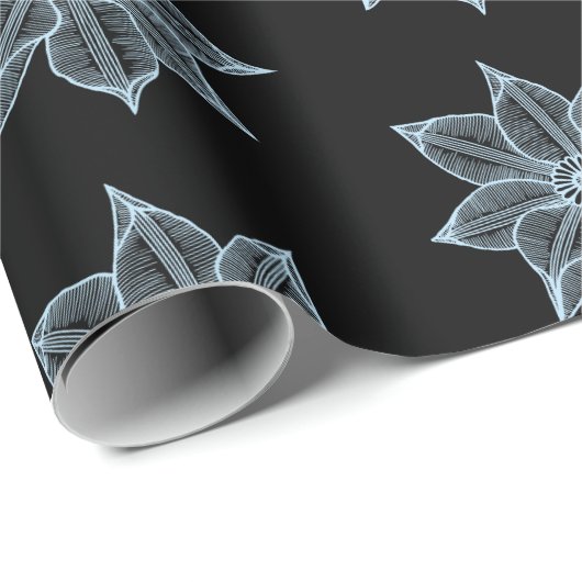 Blassblau auf schwarzem Sketchy-Blume Geschenkpapier (Rolleneckpunkt)