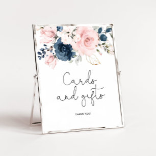 Blassblaue Blumenkarten und Geschenke Poster
