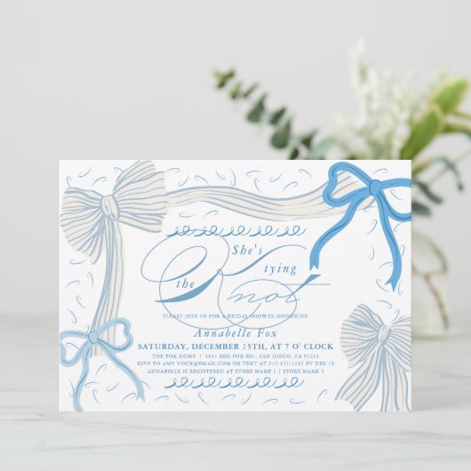 Blassblaue Bögen Sie bindet das Brautparty des Kno Einladung (Stehend Vorderseite)