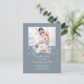 Blassblaue und dusty Rose Save the Date floral Ankündigungspostkarte (Stehend Vorderseite)
