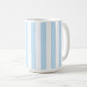 Blassblaue und weiße Candy Stripe Kaffeetasse (VorderseiteRechts)