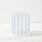 Blassblaue und weiße Streifen aus Süßigkeiten Mattglastasse (Mittel)