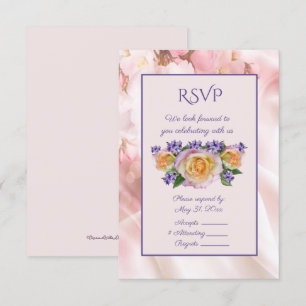 Blasse rosa Rose mit violetten Akzenten RSVP Einladung