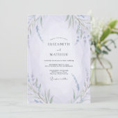 Blasse Veilchen-Wildblumen-Hochzeit Einladung (Stehend Vorderseite)