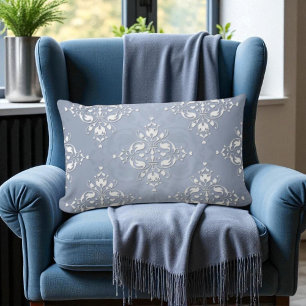 Blasses silbernes Blaudamaskt Lendenkissen