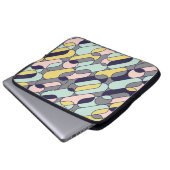 Blassfarben Geometrie: Retro-Muster Laptopschutzhülle (Vorne Knopf)