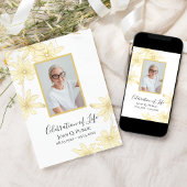 Blassgelbe Daisy-Blume Feiern des Lebens Einladung